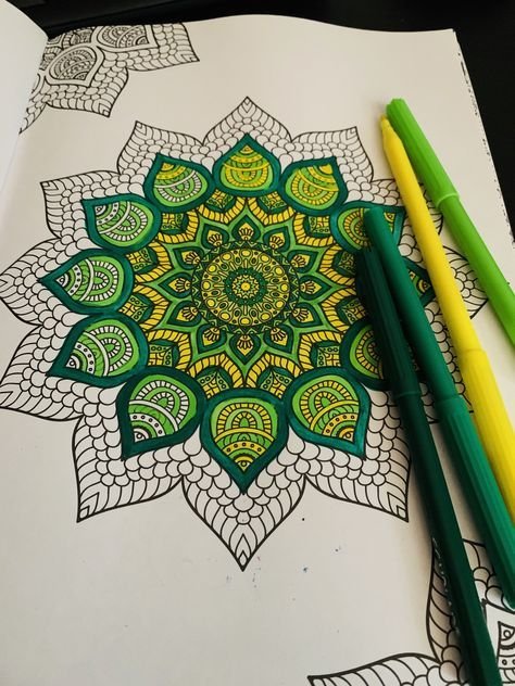 A conversation with the artist Tasneem: where art therapy meets creativity